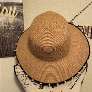 NWOT JONES NEW YORK Women's Tan Sun Hat with Pearl Accents Sun☀️Protection Brim